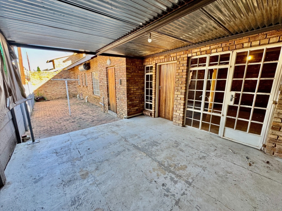 3 Bedroom Property for Sale in Die Bult North West